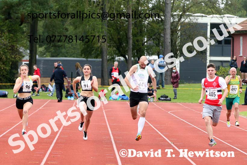 100 metres, NECAA Open Meeting, Morpeth, Sunday, September 27th. David T. Hewitson/Sports for All Pics